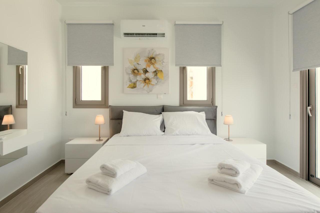 Palm Tree Villas Livadhia Екстер'єр фото