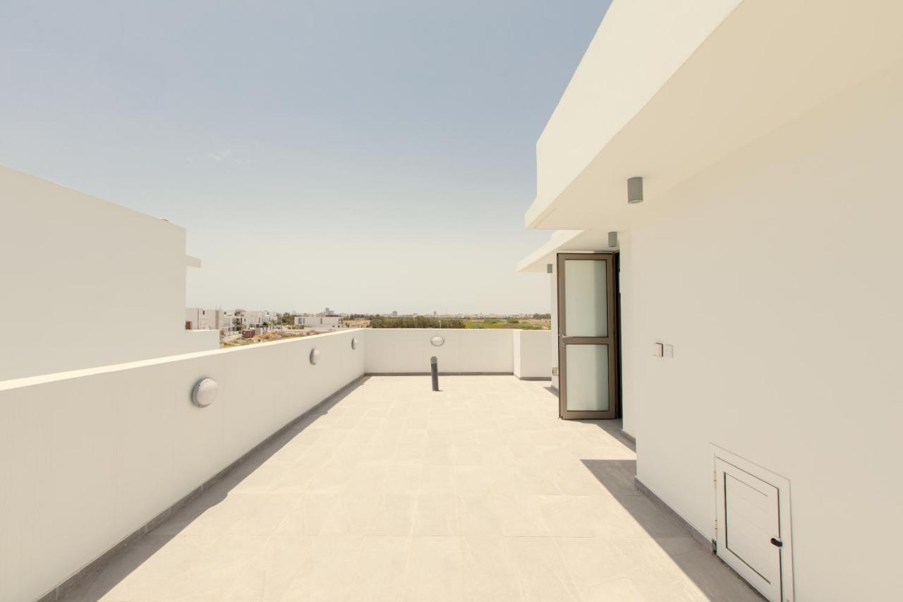 Palm Tree Villas Livadhia Екстер'єр фото